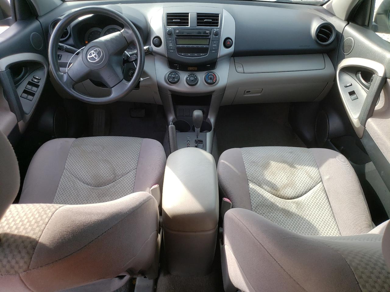 2007 Toyota RAV 4 VIN JTMBD33V476042703 Copart auction photo, mechanical / minor dent/scratches damage thumbnail 8