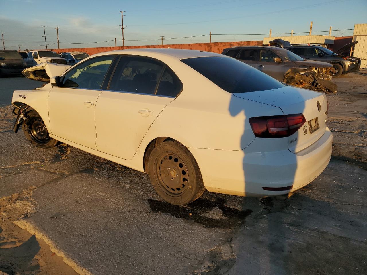 2017 Volkswagen Jetta VIN 3VW2B7AJ0HM334067 Copart auction photo, front end damage thumbnail 2