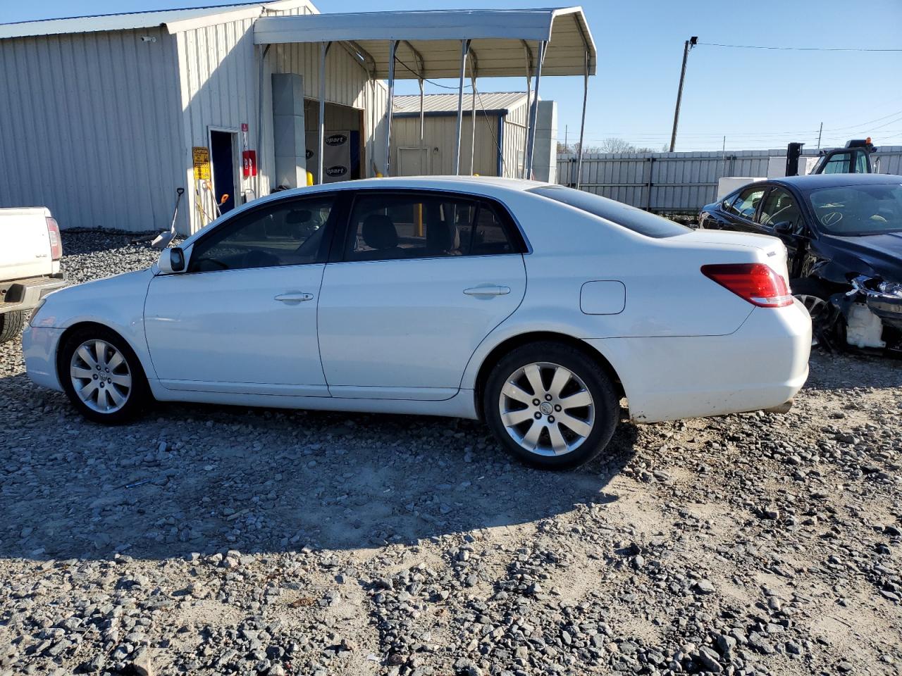 2005 Toyota Avalon VIN 4T1BK36B15U012621 Copart auction photo, front end / side damage thumbnail 2