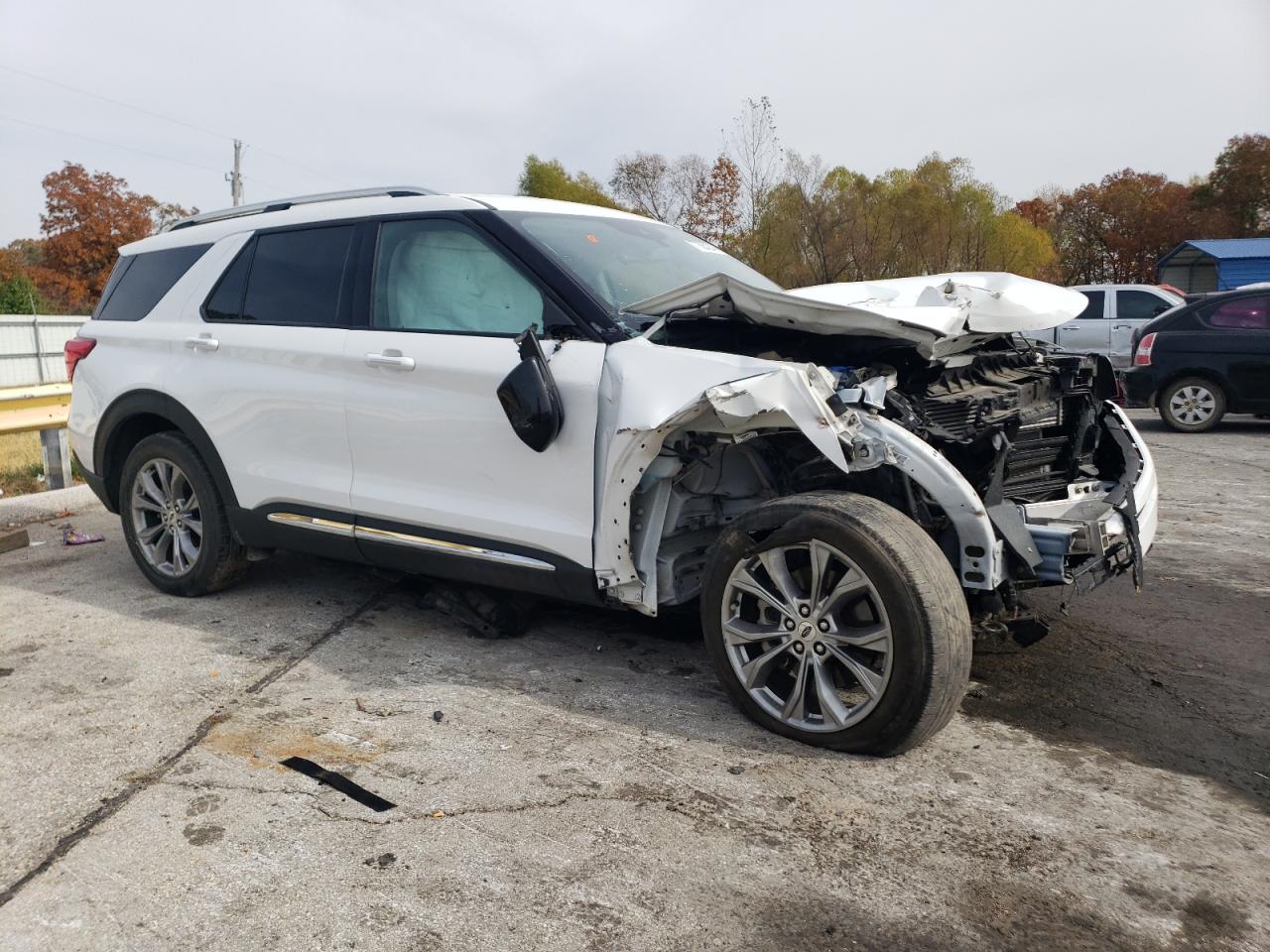 2022 Ford Explorer VIN 1FMSK8FH3NGB18861 Copart auction photo, front end damage thumbnail 4