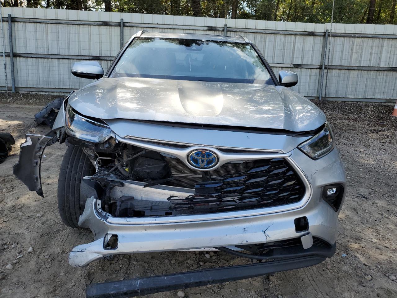 2021 Toyota Highlander VIN 5TDGARAH2MS010732 Copart auction photo, front end damage thumbnail 5