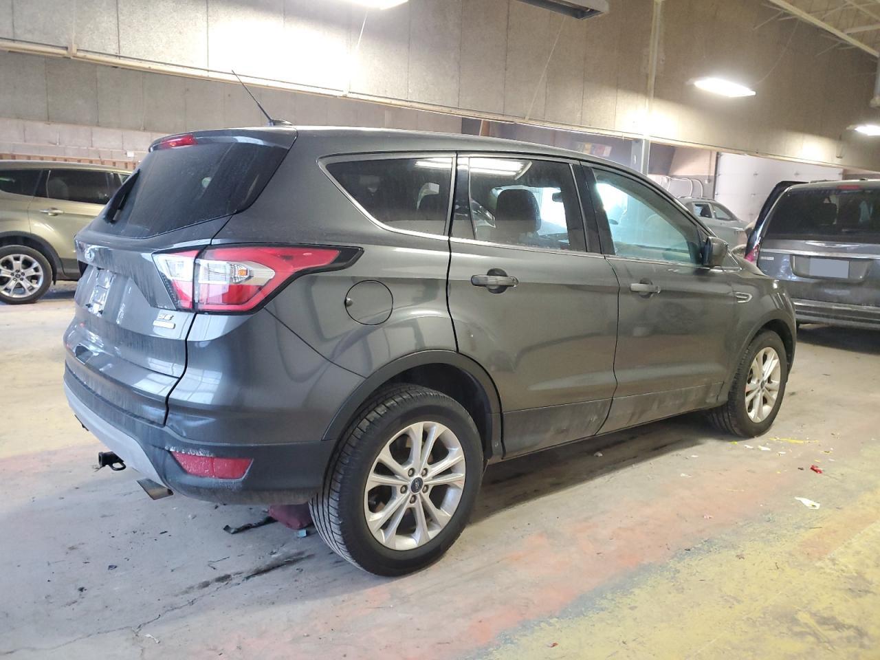 2017 Ford Escape VIN 1FMCU0GD9HUE44178 Copart auction photo, front end / minor dent/scratches damage thumbnail 3
