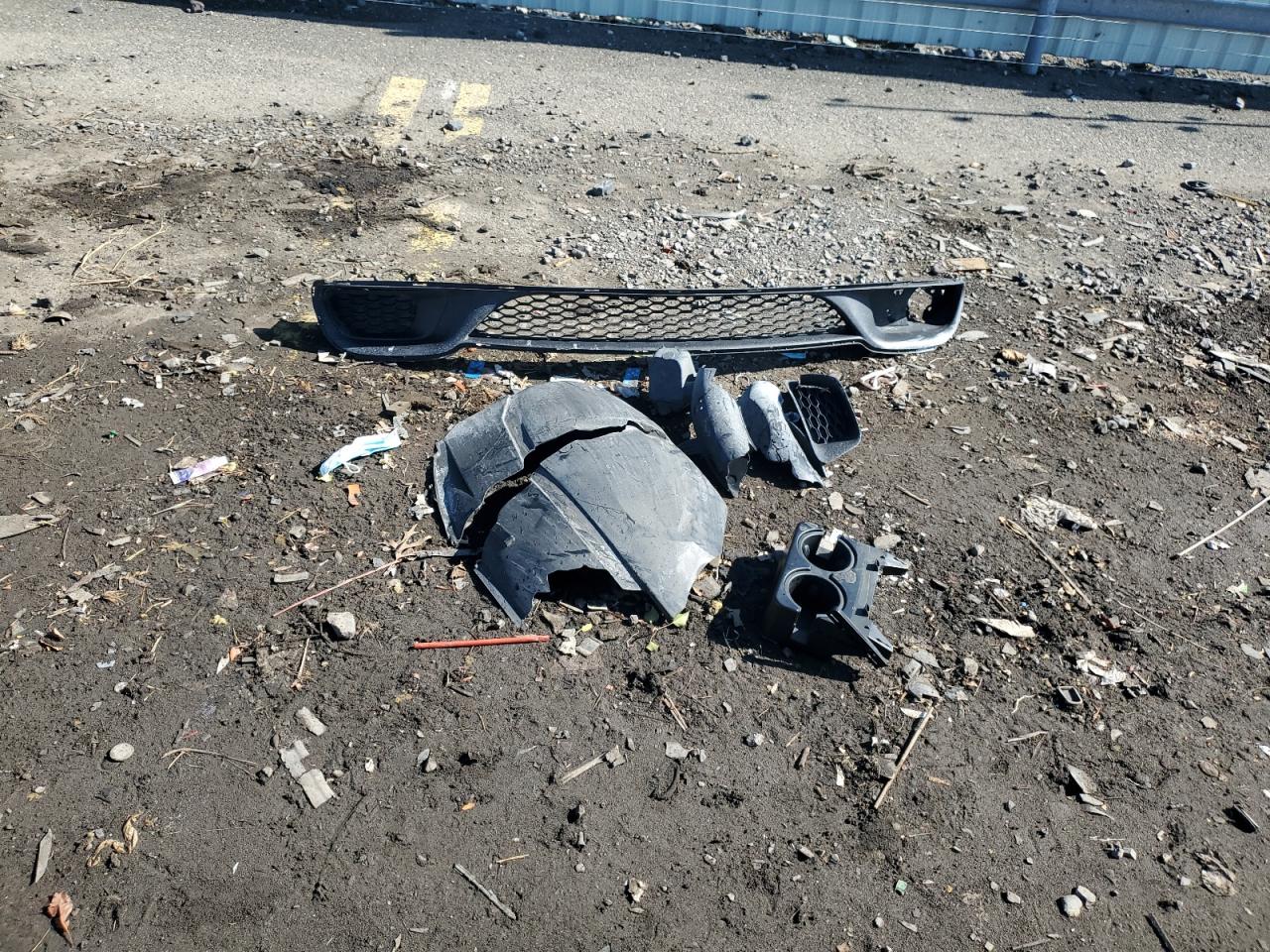 2018 Dodge Caravan VIN 2C4RDGBG6JR135747 Copart auction photo, front end / side damage thumbnail 13