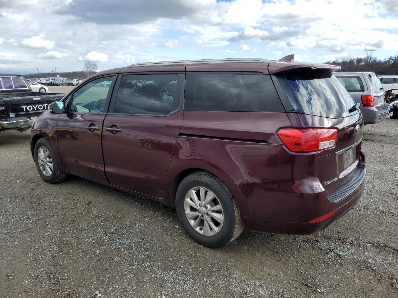 2015 KIA Sedona VIN KNDMB5C1XF6041304 Copart auction photo, front end / side damage thumbnail 2