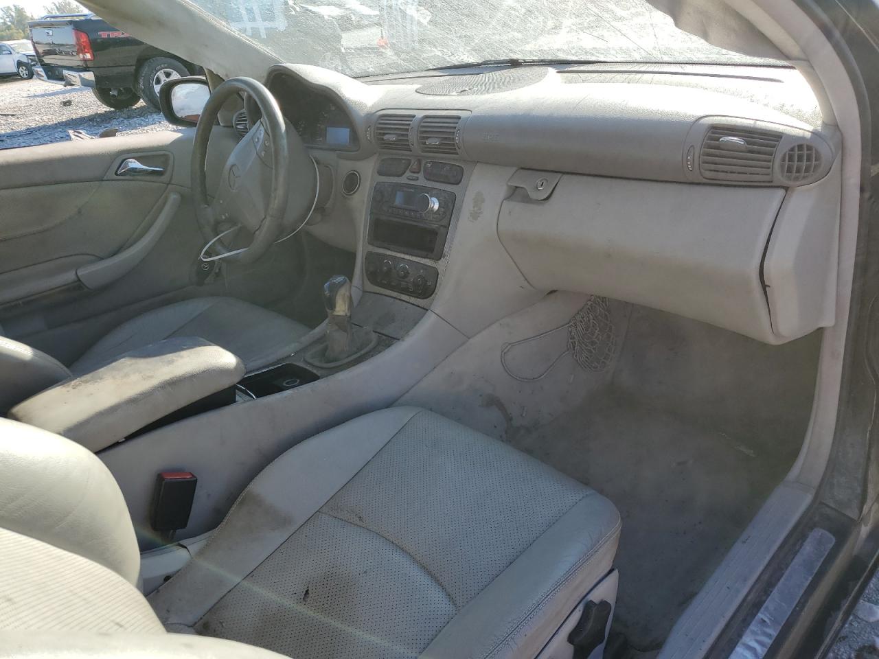 2002 Mercedes-Benz C-klasse VIN WDBRN47J52A307657 Copart auction photo, front end damage thumbnail 8