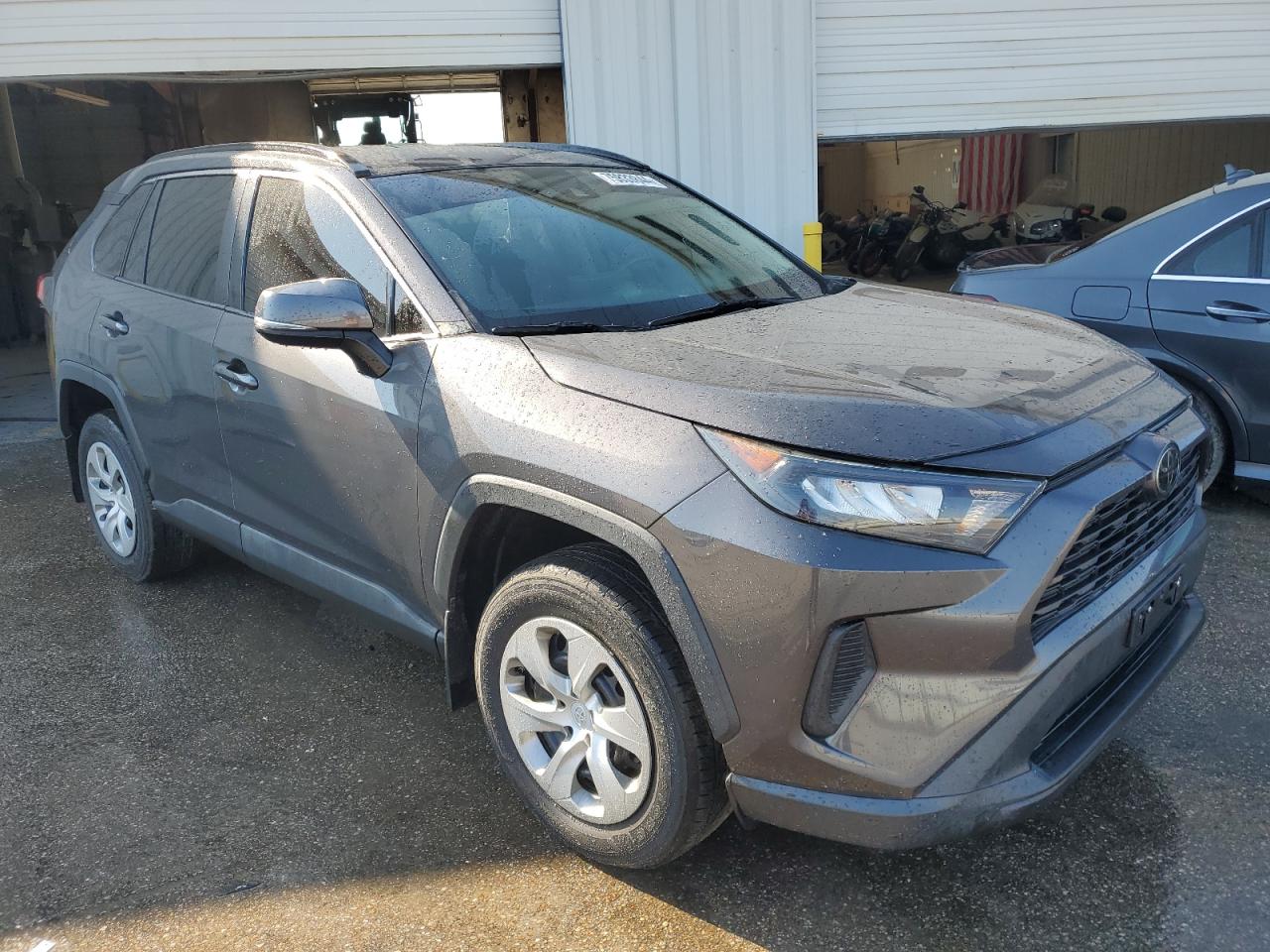 2019 Toyota RAV 4 VIN 2T3G1RFV4KW018115 Copart auction photo, side damage thumbnail 4