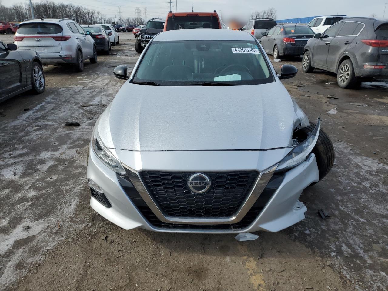 2020 Nissan Altima VIN 1N4BL4CV5LC204302 Copart auction photo, all over damage thumbnail 5