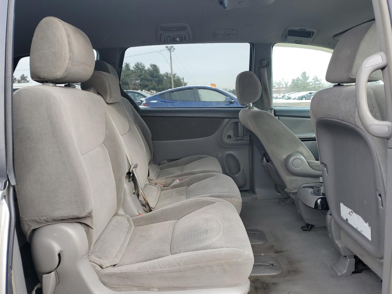 2004 Toyota Sienna VIN 5TDZA23C74S199556 Copart auction photo, rear end / side damage thumbnail 11