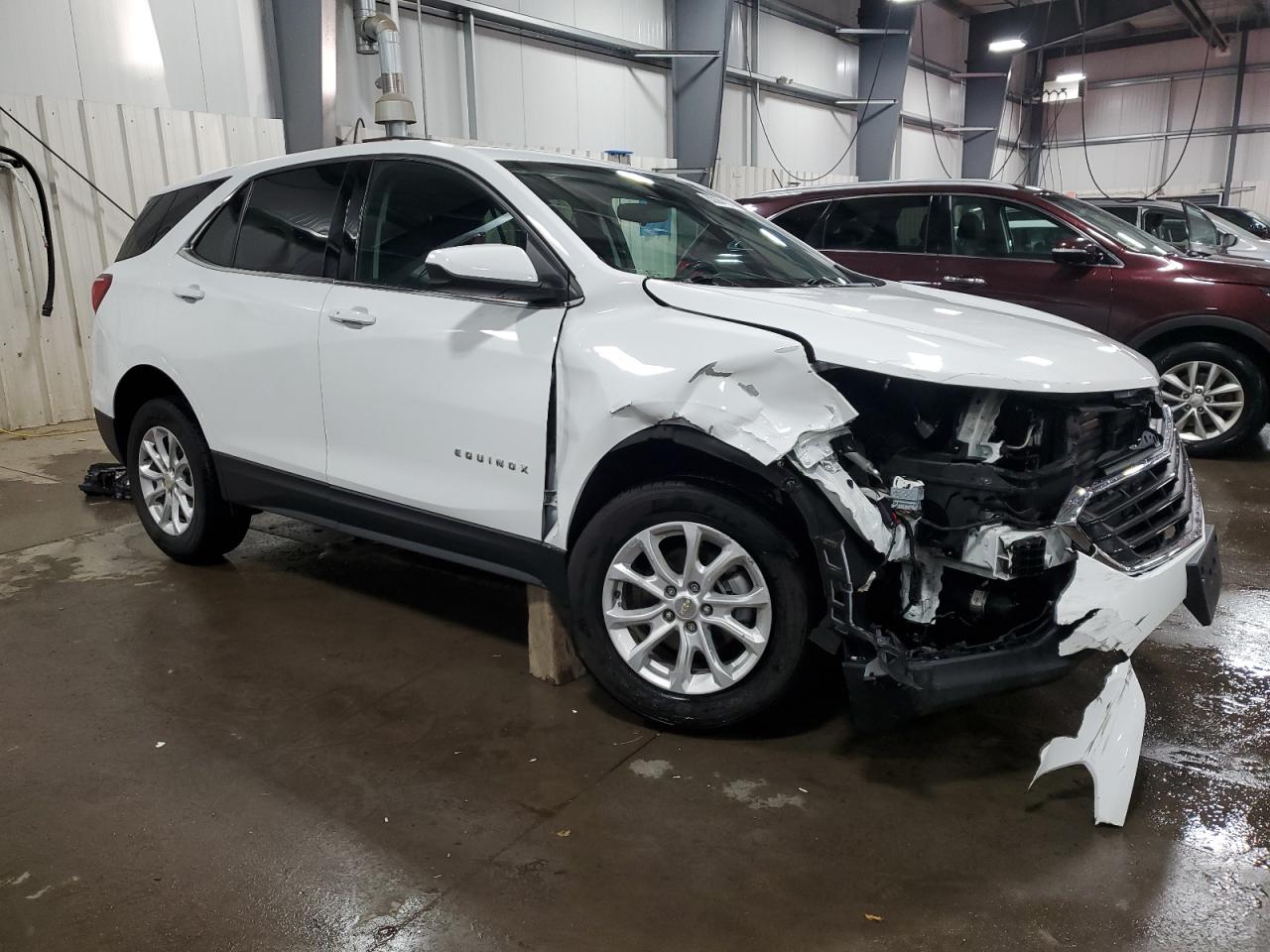 2020 Chevrolet Equinox VIN 3GNAXUEV7LS572926 Copart auction photo, front end damage thumbnail 4