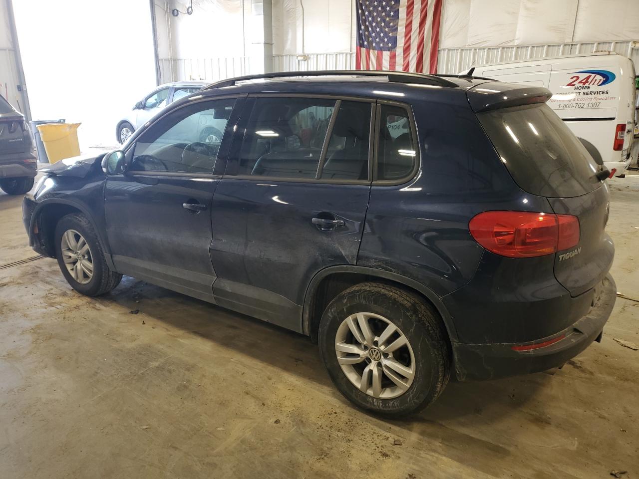 2016 Volkswagen Tiguan VIN WVGBV7AX8GW607958 Copart auction photo, front end damage thumbnail 2