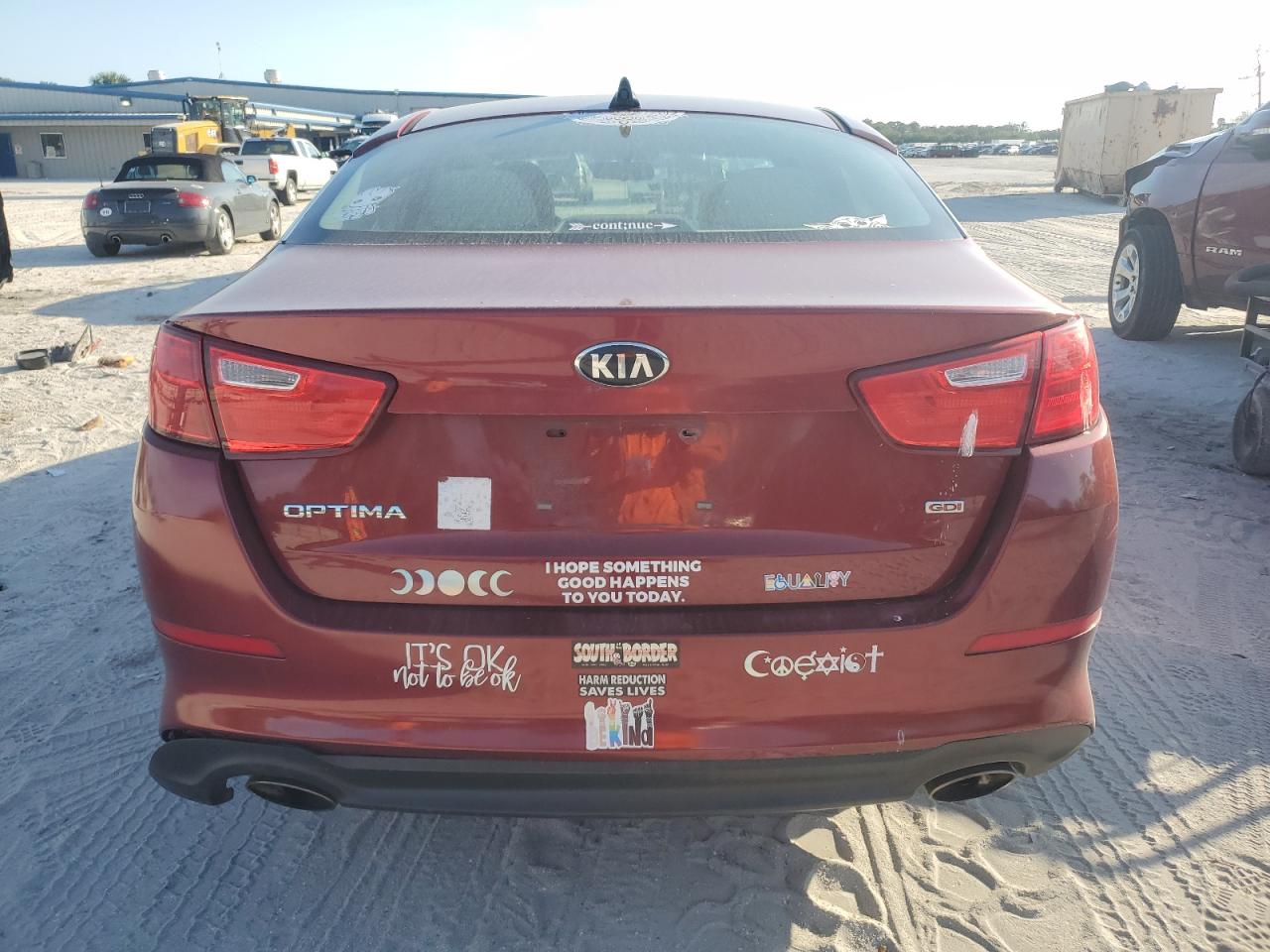 2015 KIA Optima VIN 5XXGM4A77FG356233 Copart auction photo, minor dent/scratches damage thumbnail 6