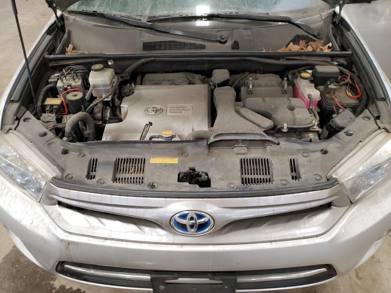 2011 Toyota Highlander VIN JTEBC3EH9B2002736 Copart auction photo, all over damage thumbnail 12
