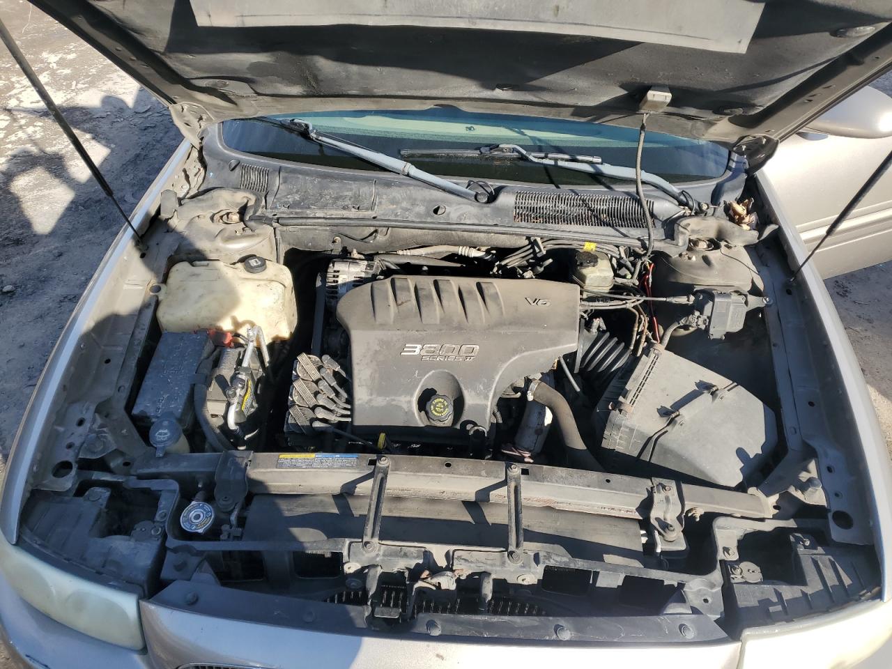 2002 Buick LeSabre VIN 1G4HP54K024216168 Copart auction photo, minor dent/scratches / mechanical damage thumbnail 11