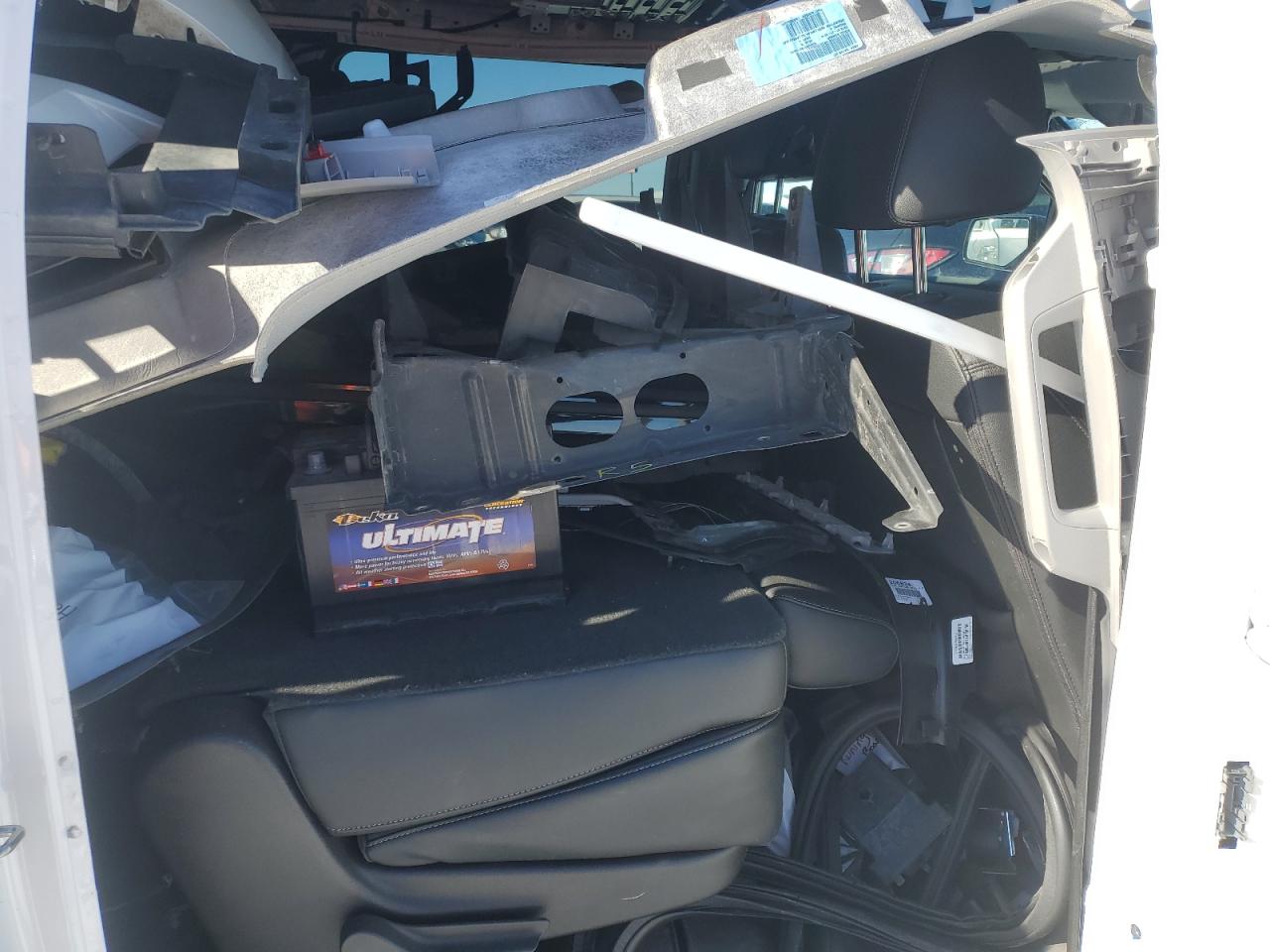 2019 Chevrolet Suburban VIN 1GNSKJKJ2KR127126 Copart auction photo, all over damage thumbnail 10