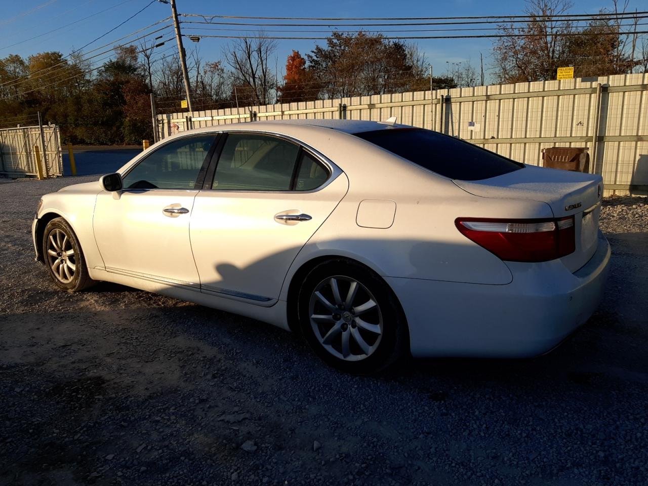 2008 Lexus LS VIN JTHBL46F785062690 Copart auction photo, front end damage thumbnail 2