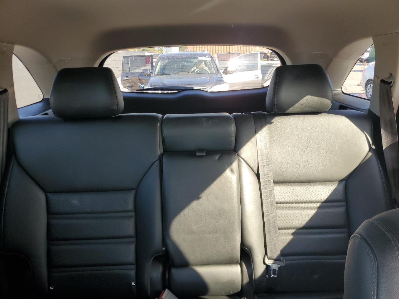 2017 KIA Sorento VIN 5XYPH4A15HG190101 Copart auction photo, all over damage thumbnail 10
