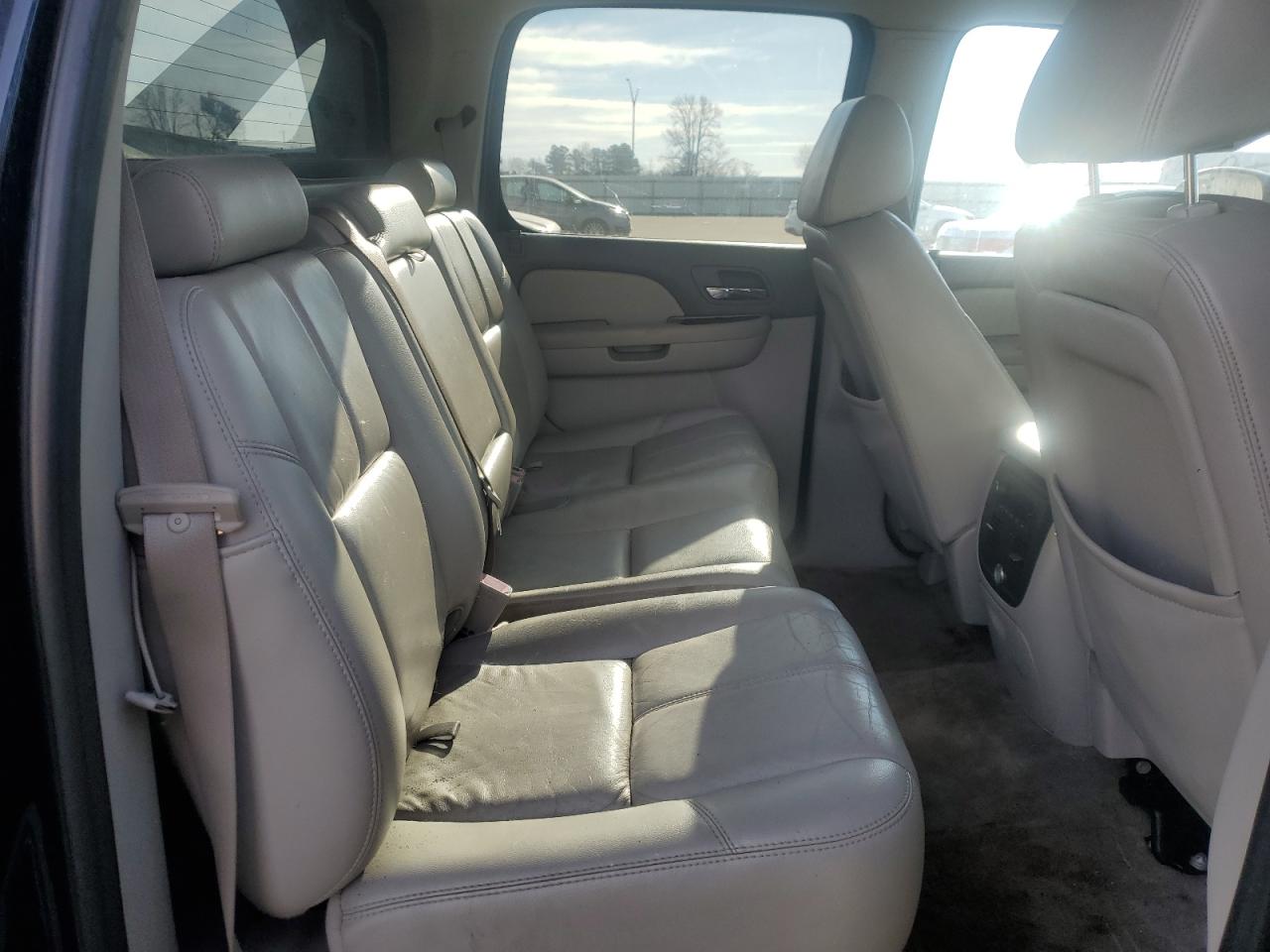 2008 Chevrolet Avalanche VIN 3GNEC12098G305009 Copart auction photo, front end / side damage thumbnail 10