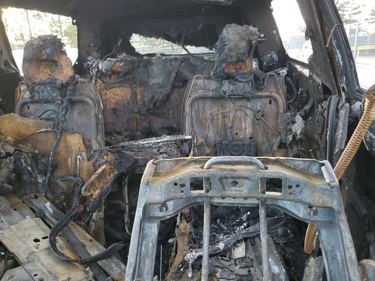 2012 GMC Acadia VIN 1GKKVTED0CJ129446 Copart auction photo, burn / hail damage thumbnail 10