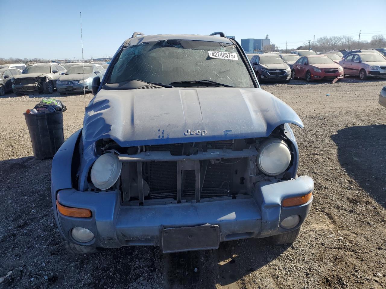 2004 Jeep Liberty (North America) VIN 1J4GL58K04W127014 Copart auction photo, all over damage thumbnail 5