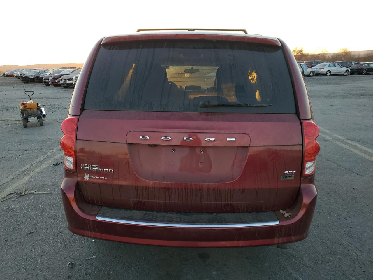 2016 Dodge Caravan VIN 2C4RDGCG0GR248889 Copart auction photo, front end / side damage thumbnail 6