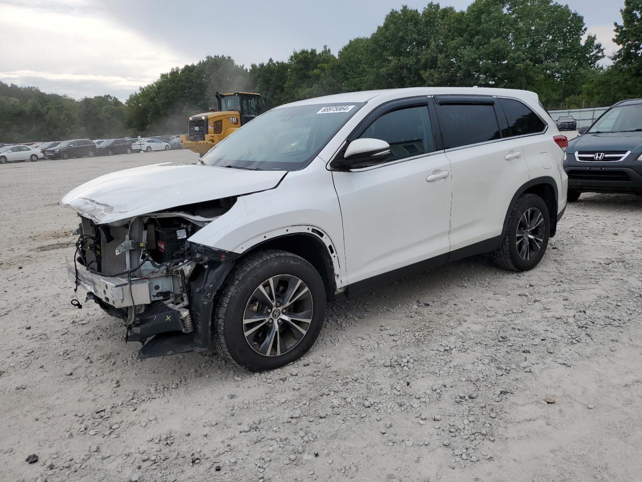 2019 Toyota Highlander VIN 5TDBZRFH6KS937886