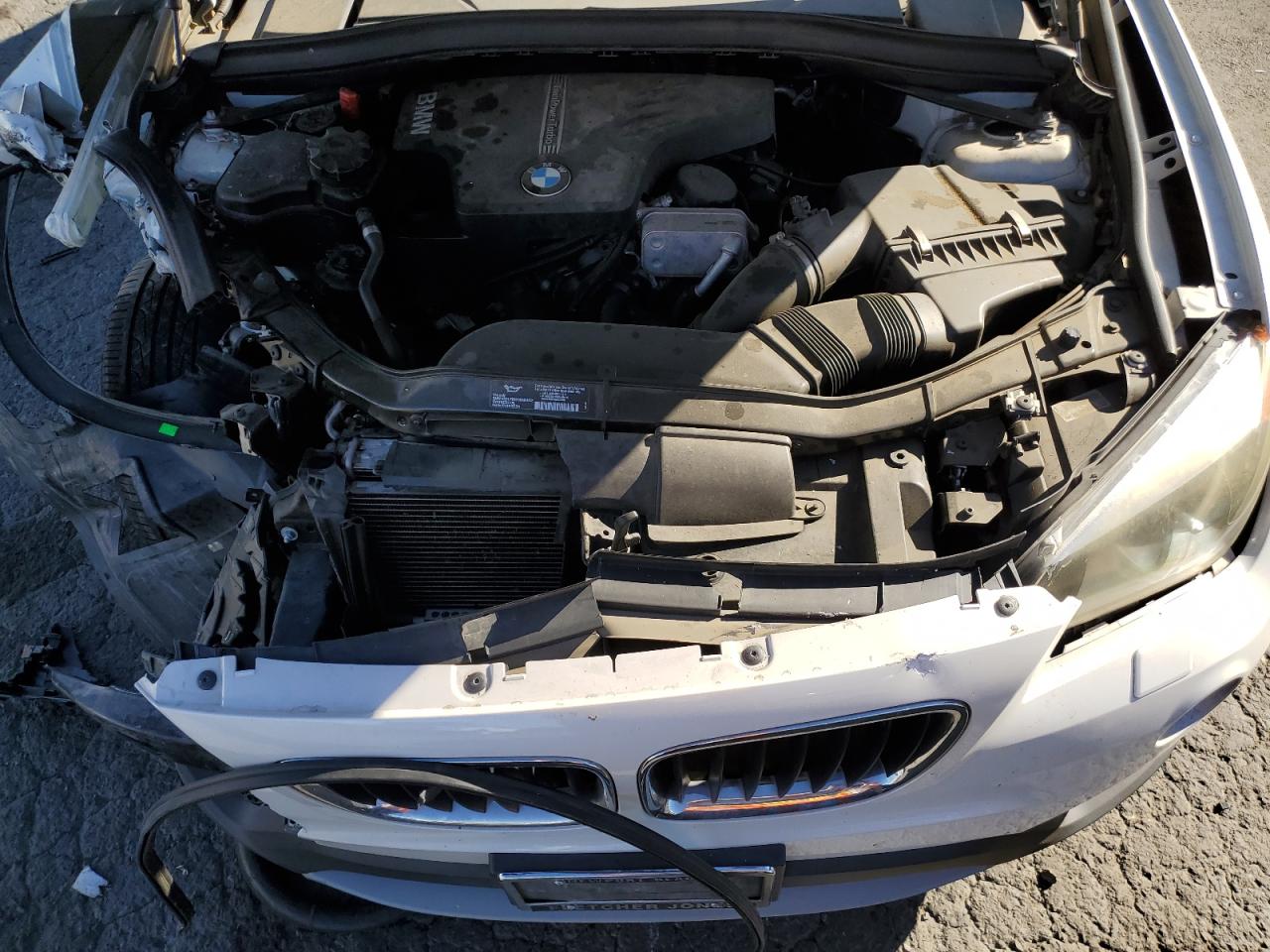 2013 BMW X1 VIN WBAVL1C55DVR91924 Copart auction photo, front end damage thumbnail 13