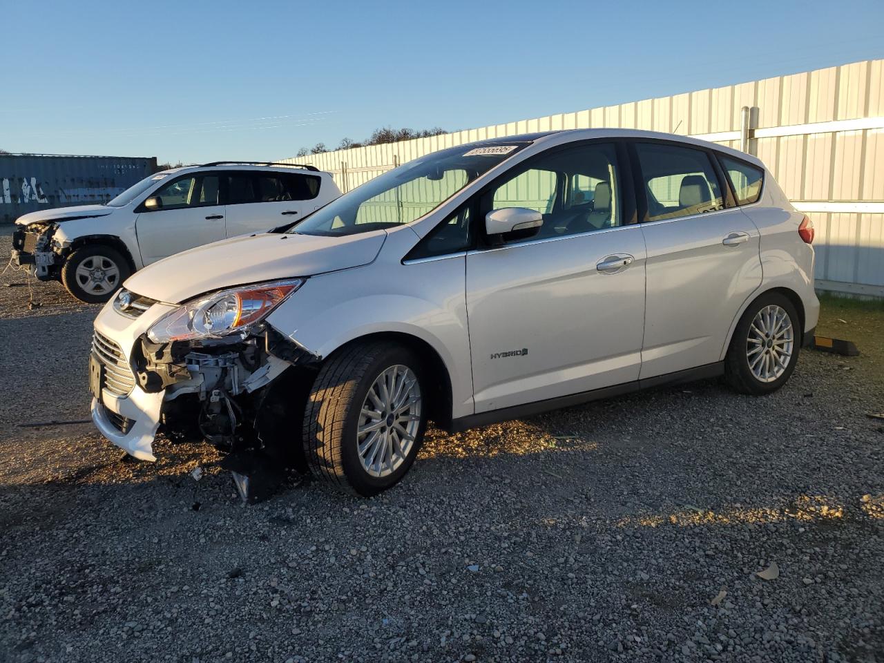 2013 Ford C-MAX VIN 1FADP5BU4DL551956