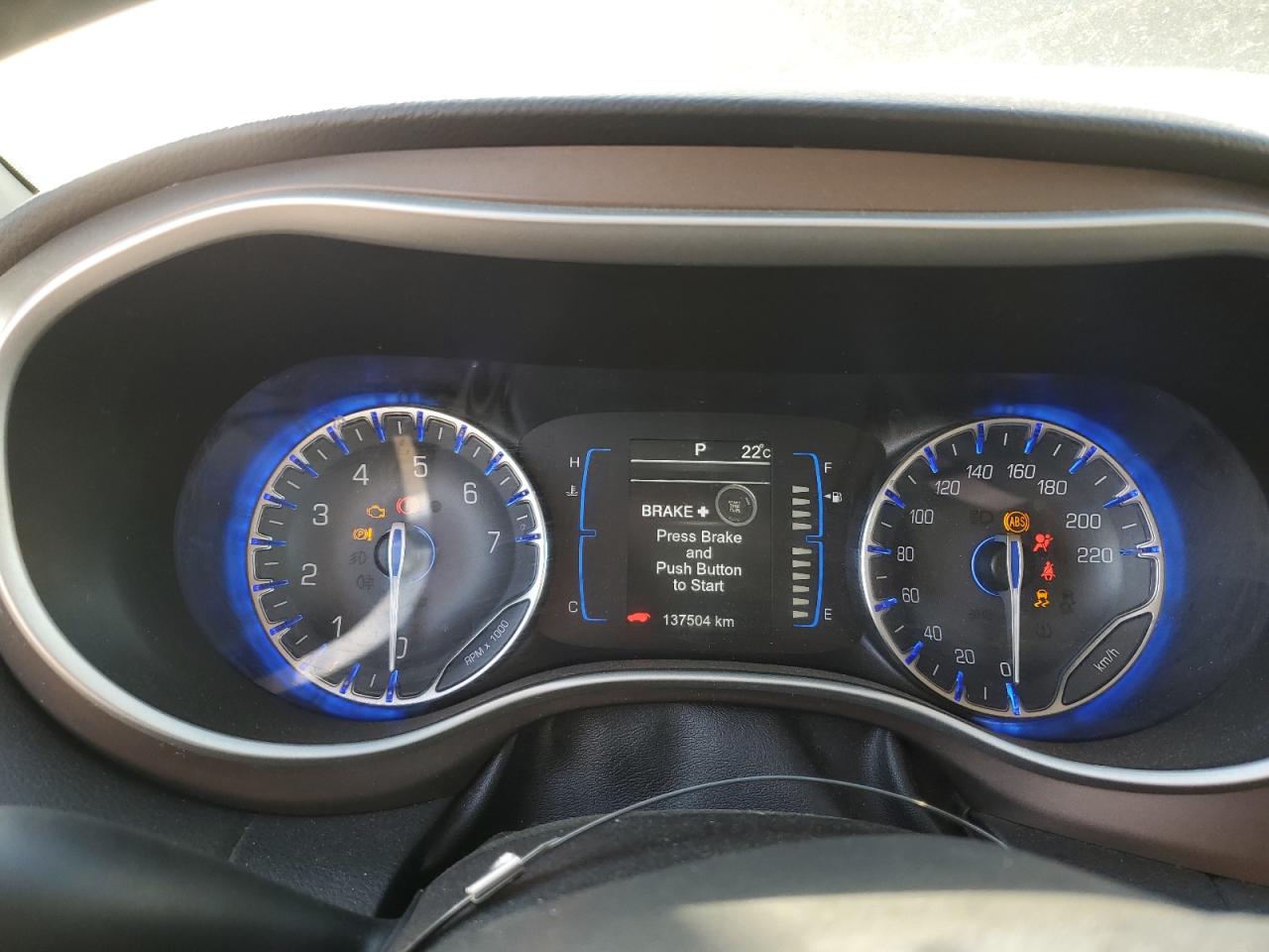 2017 Chrysler Pacifica VIN 2C4RC1BG5HR570320 Copart auction photo, front end / side damage thumbnail 9