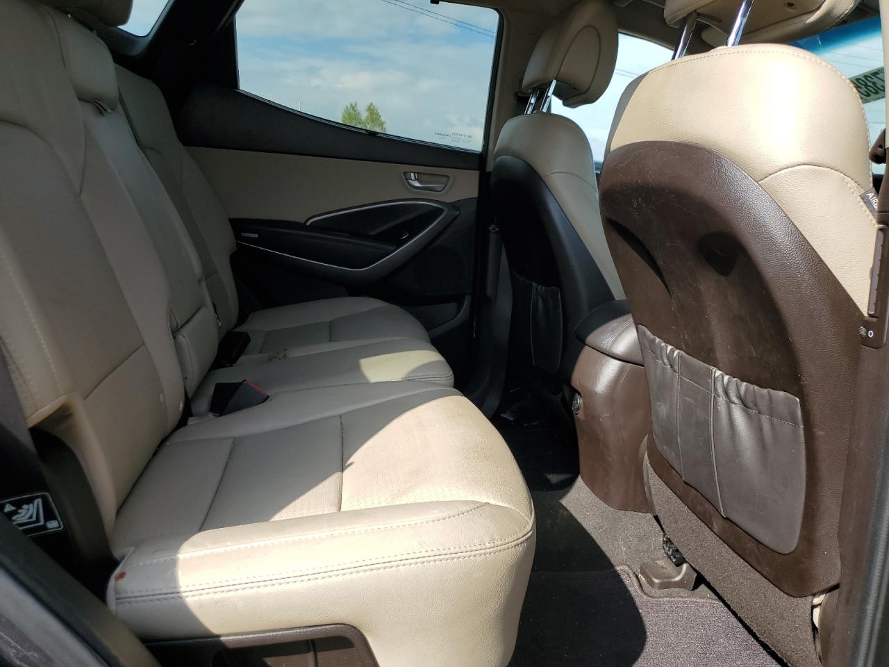 2016 Hyundai Santa Fe VIN 5XYZU3LB6GG356466 Copart auction photo, front end / rear end damage thumbnail 11