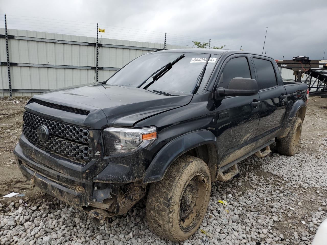 2018 Toyota Tundra VIN 5TFAW5F13JX760755