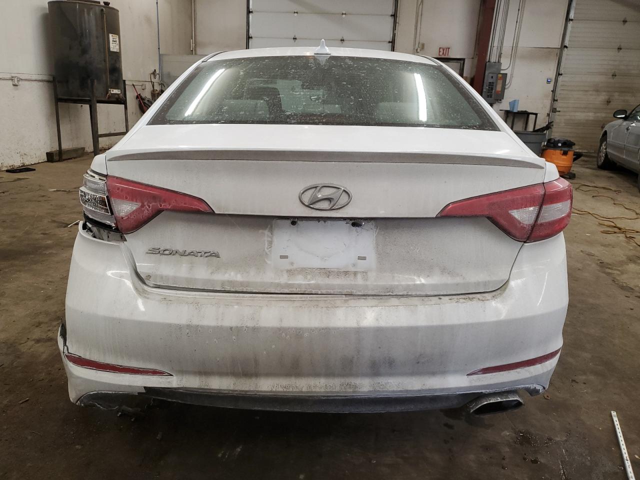 2017 Hyundai Sonata VIN 5NPE24AF7HH475993 Copart auction photo, rear end / side damage thumbnail 6