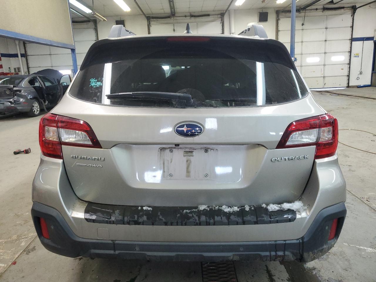 2018 Subaru Outback VIN 4S4BSANC5J3369282 Copart auction photo, all over damage thumbnail 6