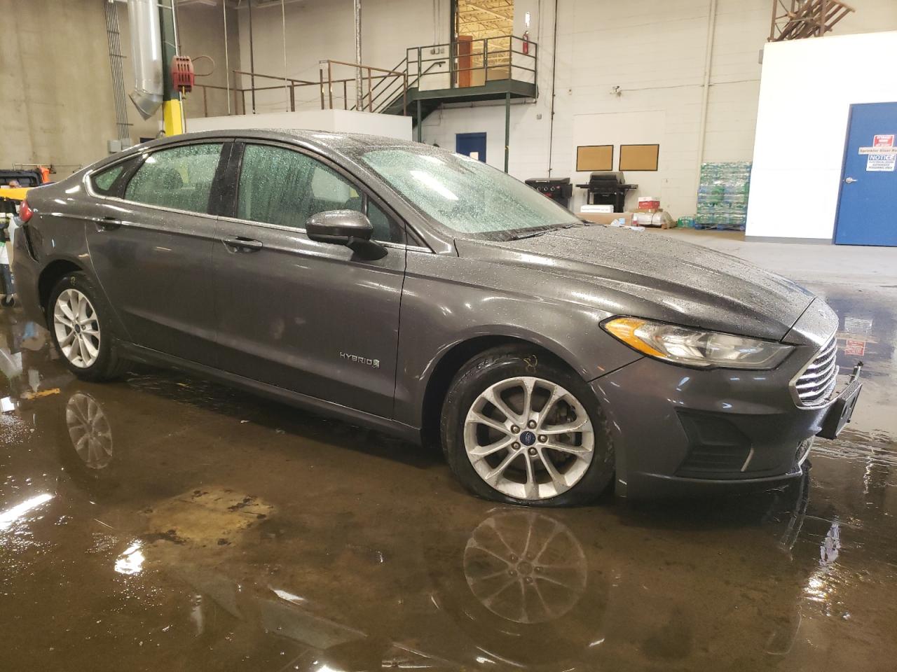 2019 Ford Fusion VIN 3FA6P0LU1KR134139 Copart auction photo, all over damage thumbnail 4