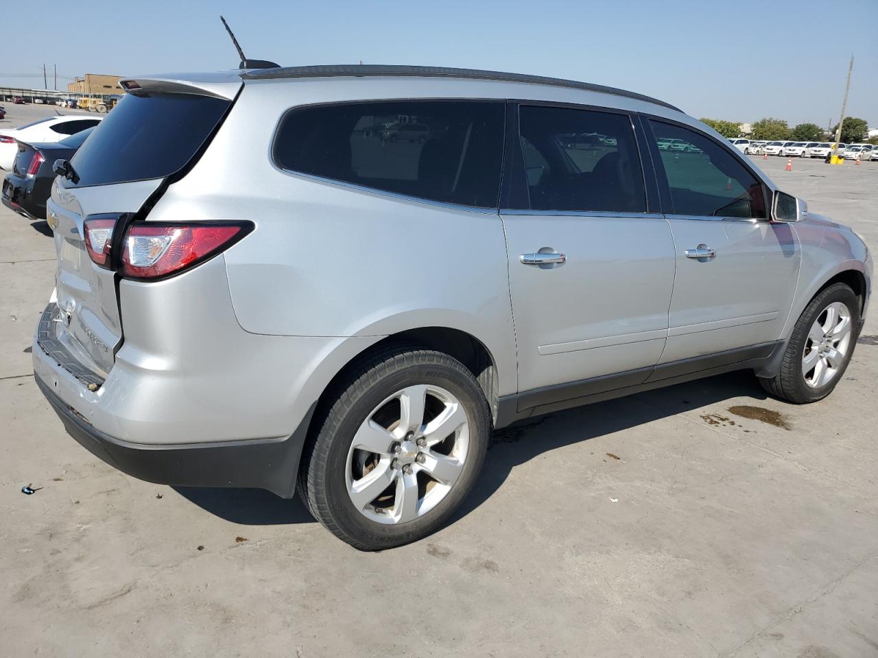 2016 Chevrolet Traverse VIN 1GNKRGKDXGJ191218 Copart auction photo, rear end / minor dent/scratches damage thumbnail 3