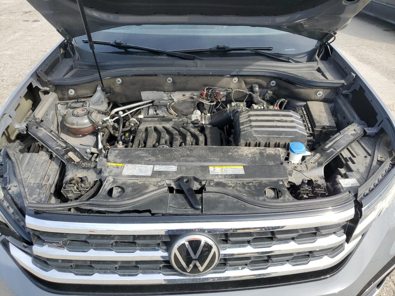 2021 Volkswagen Atlas VIN 1V2ME2CA2MC236493 Copart auction photo, front end / side damage thumbnail 12