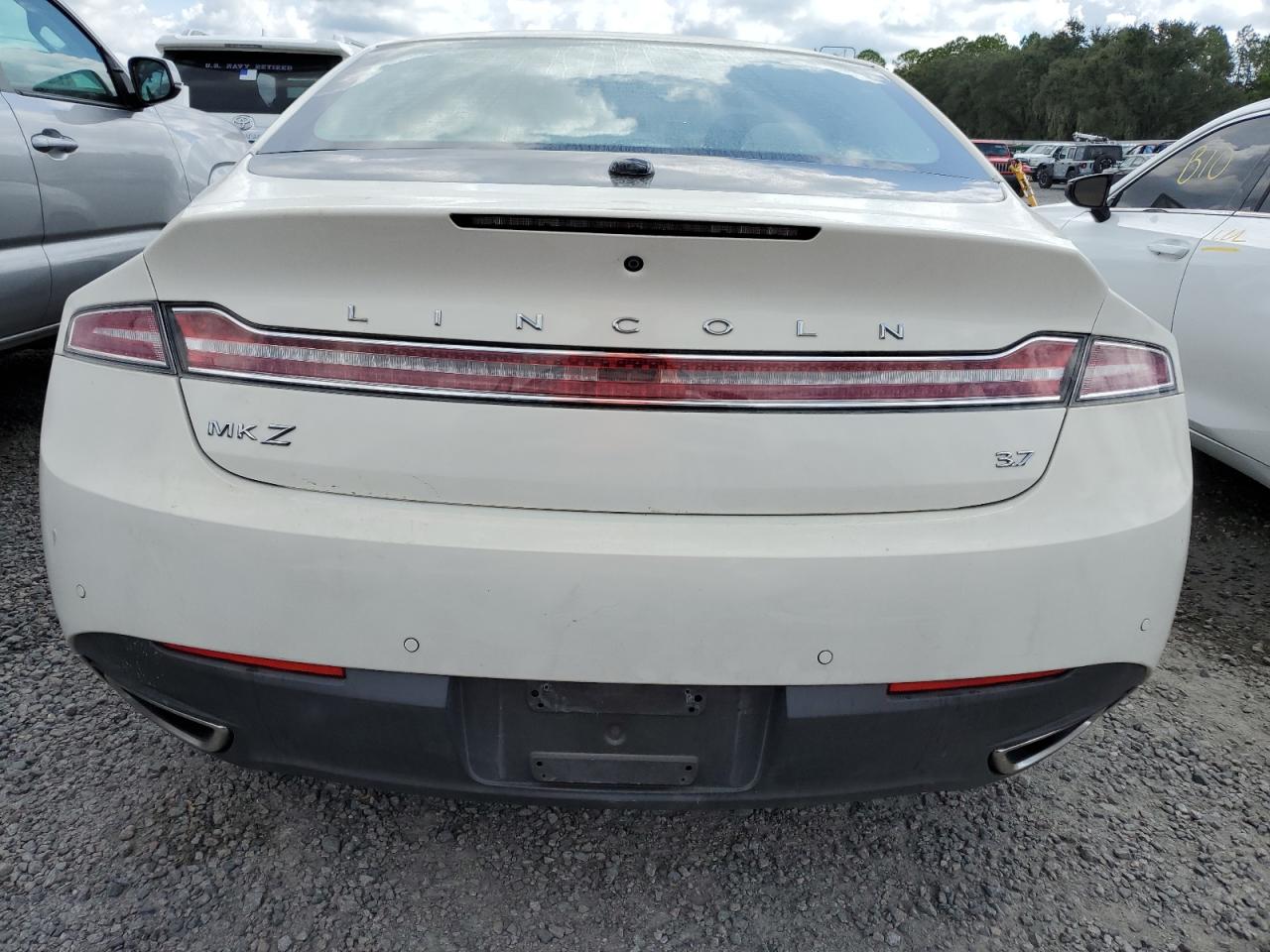 2013 Lincoln MKZ VIN 3LN6L2GK5DR827689 Copart auction photo, water/flood damage thumbnail 6