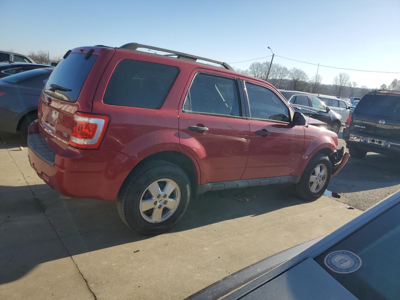 2011 Ford Escape VIN 1FMCU0DG6BKC41069 Copart auction photo, front end damage thumbnail 3