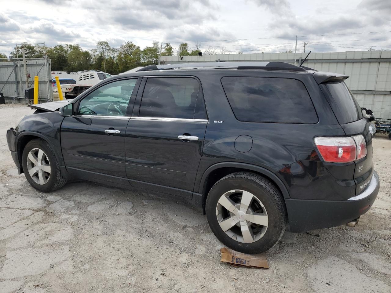 2011 GMC Acadia VIN 1GKKVRED7BJ314868 Copart auction photo, front end damage thumbnail 2