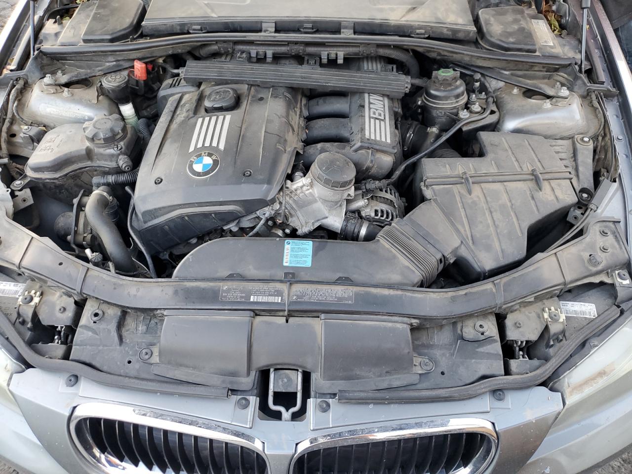 2011 BMW 3er VIN WBAPH5G59BNM75641 Copart auction photo, side damage thumbnail 11