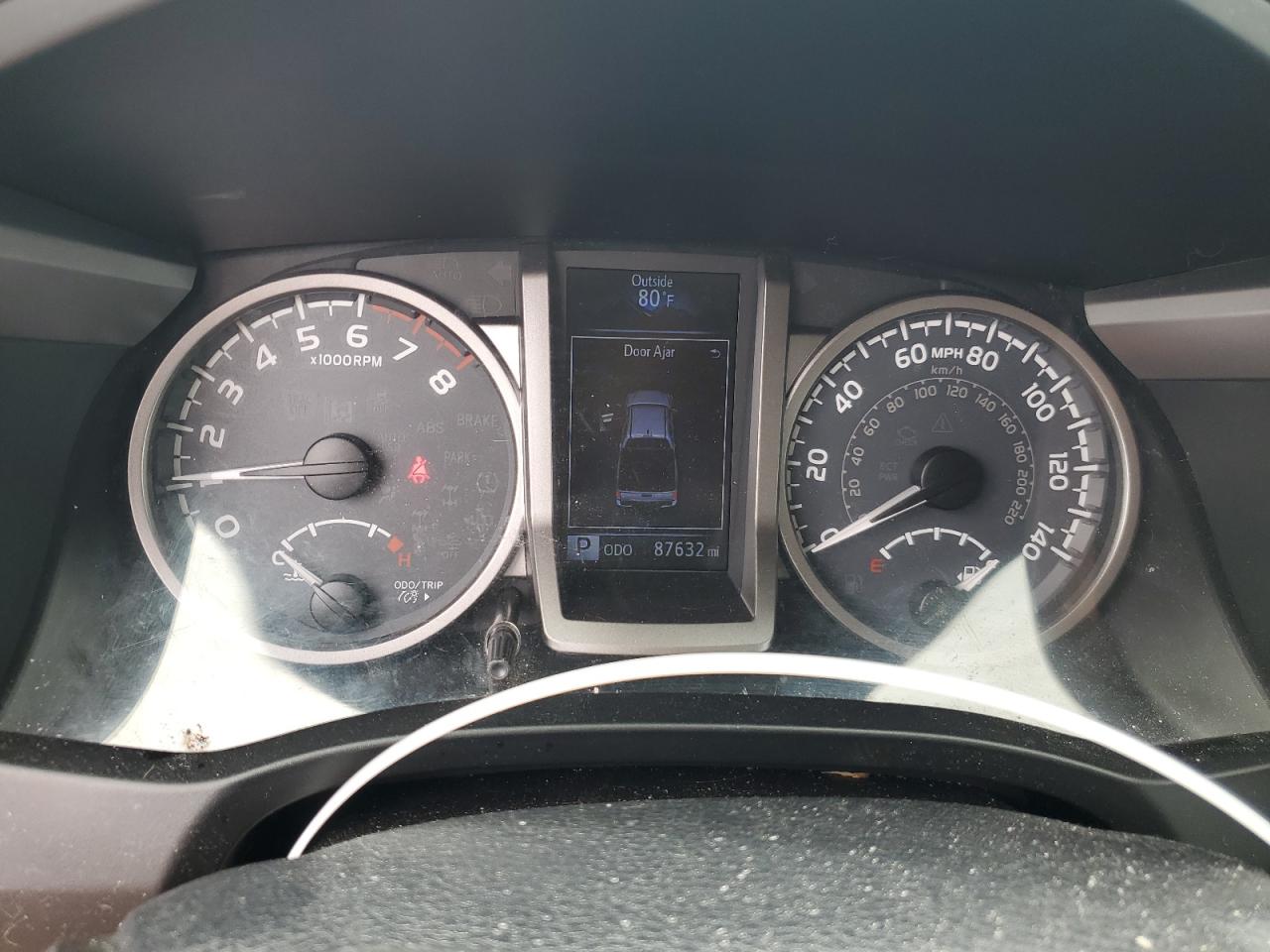 2019 Toyota Tacoma VIN 5TFCZ5AN0KX197742 Copart auction photo, rear end damage thumbnail 9
