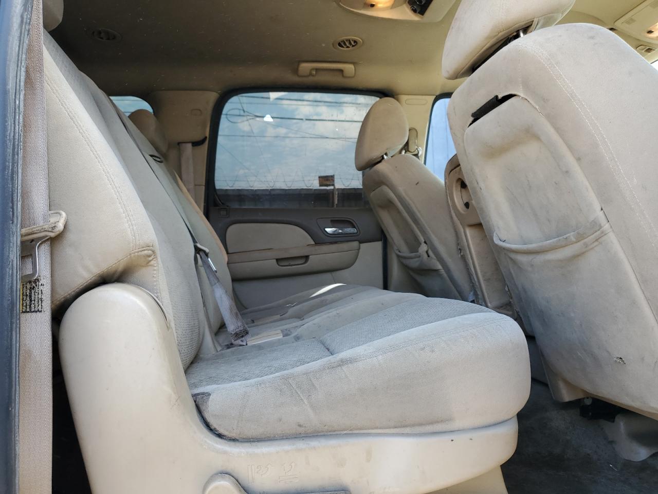 2007 GMC Yukon VIN 1GKFC16027J189256 Copart auction photo, front end / rear end damage thumbnail 11