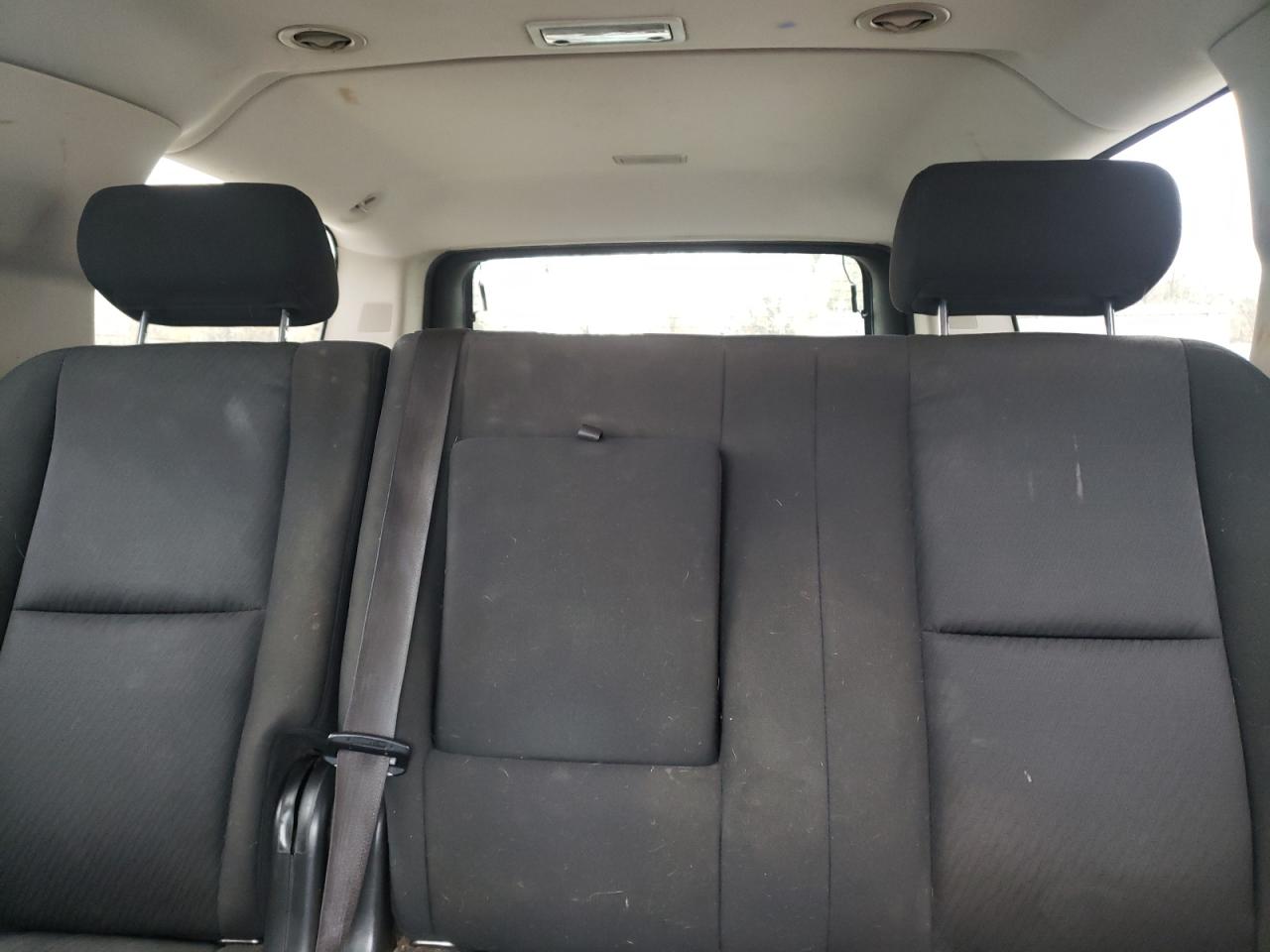 2010 Chevrolet Suburban VIN 1GNUKHE31AR246508 Copart auction photo, front end / side damage thumbnail 10