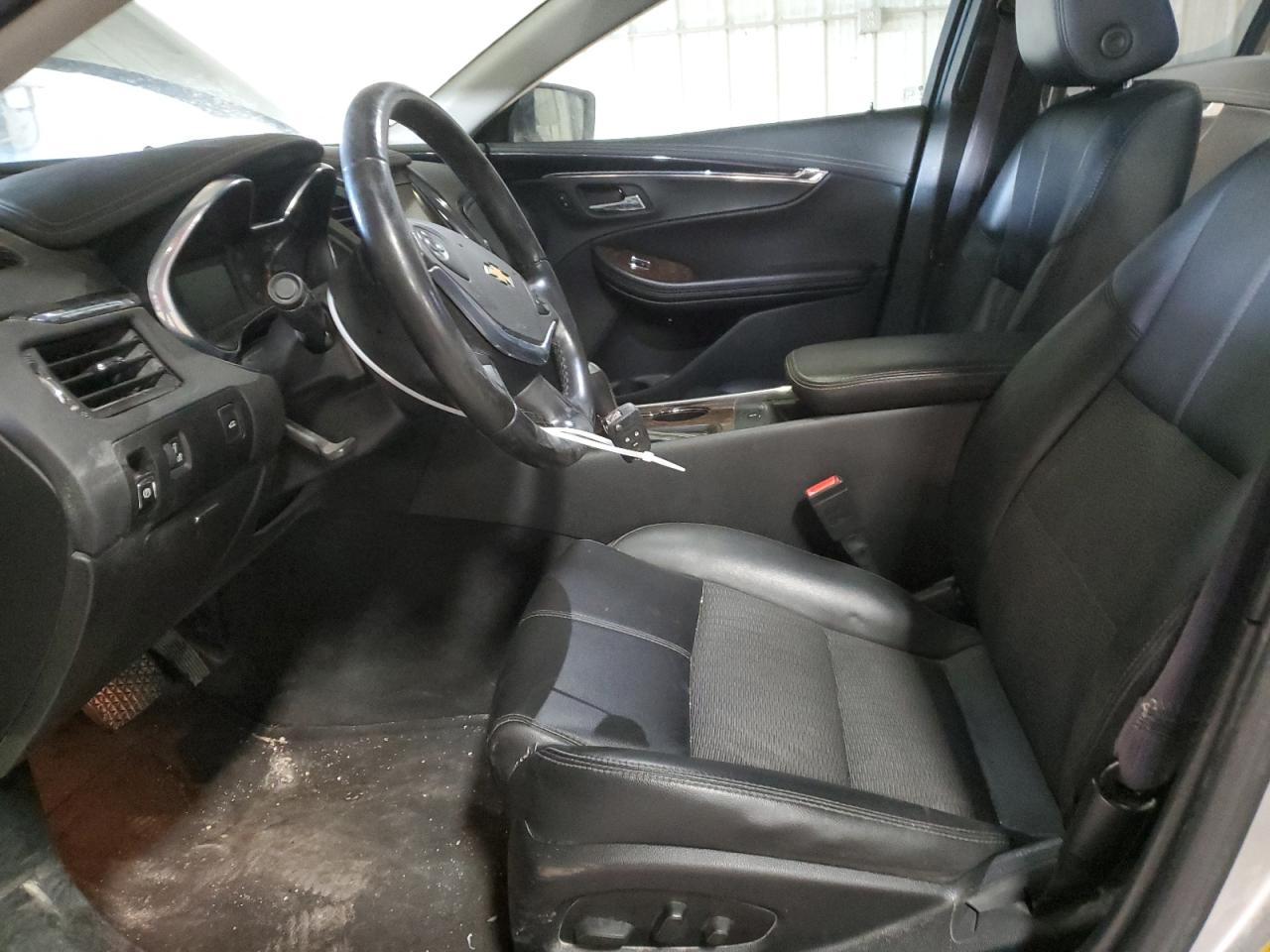 2015 Chevrolet Impala VIN 2G1125S3XF9106787 Copart auction photo, front end / side damage thumbnail 7