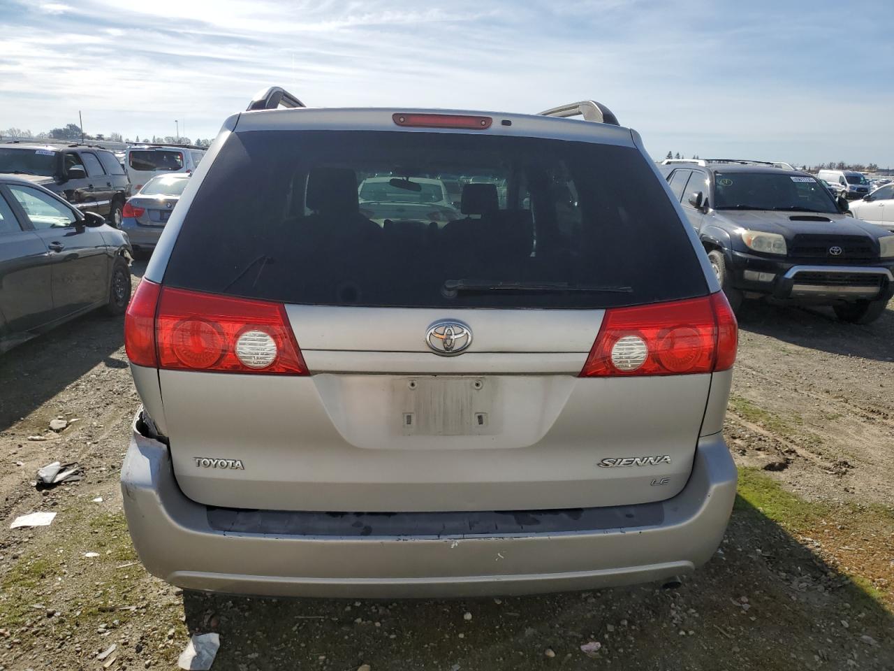2008 Toyota Sienna VIN 5TDZK23C08S109764 Copart auction photo, rear end damage thumbnail 6