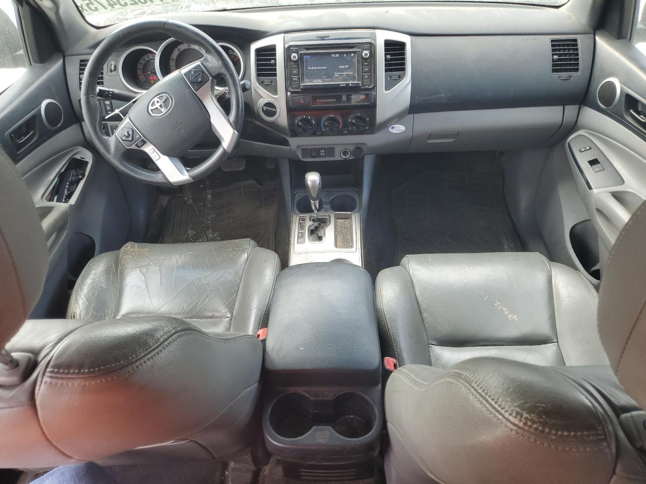 2015 Toyota Tacoma VIN 5TFLU4EN9FX148001 Copart auction photo, front end / rear end damage thumbnail 8