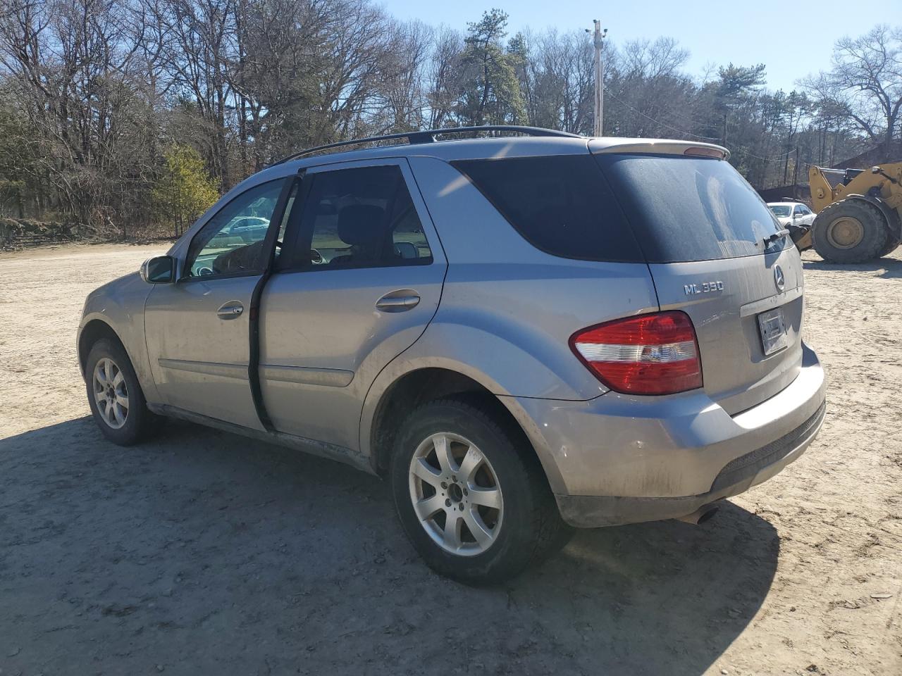 2007 Mercedes-Benz M-klasse VIN 4JGBB86EX7A294639 Copart auction photo, front end damage thumbnail 2