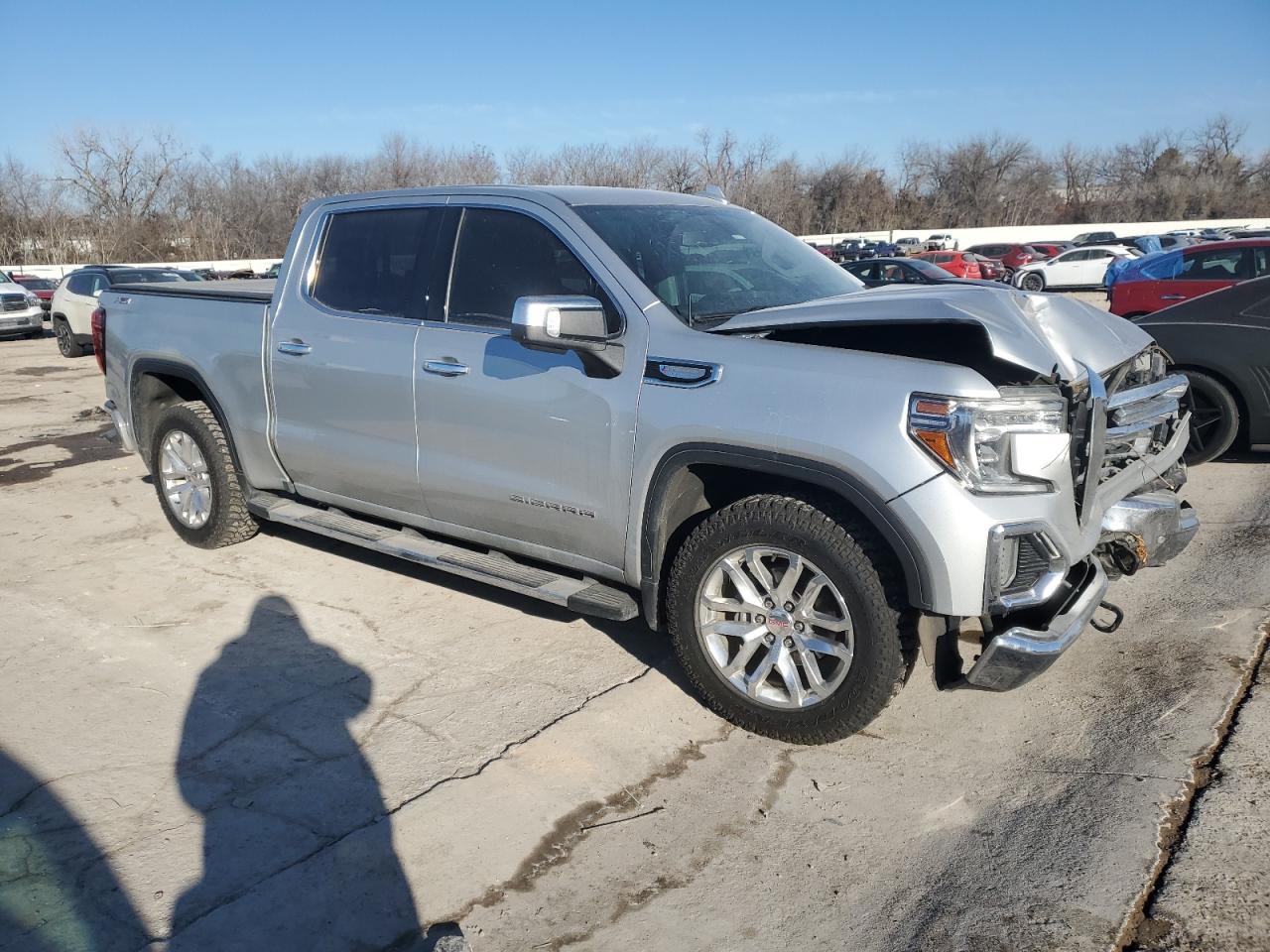 2020 GMC Sierra VIN 3GTU9DED6LG312124 Copart auction photo, front end / minor dent/scratches damage thumbnail 4