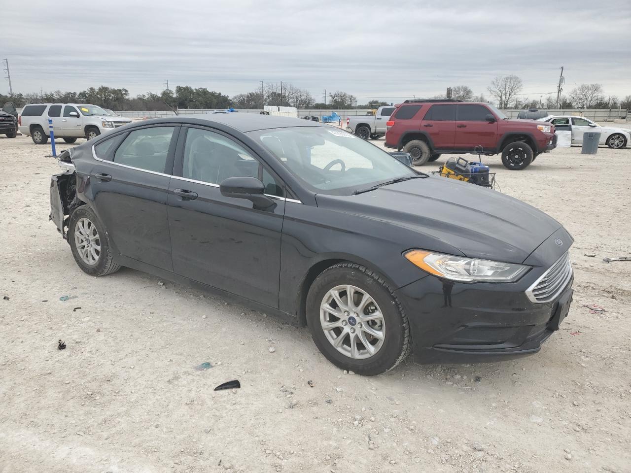 2018 Ford Fusion VIN 3FA6P0G72JR166942 Copart auction photo, side / rear end damage thumbnail 4