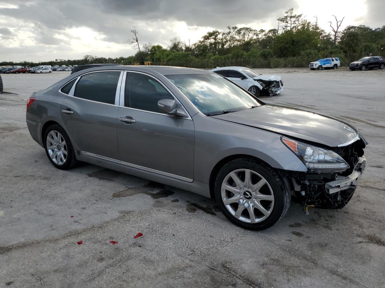 2013 Hyundai Equus VIN KMHGH4JHXDU060140 Copart auction photo, front end / minor dent/scratches damage thumbnail 4