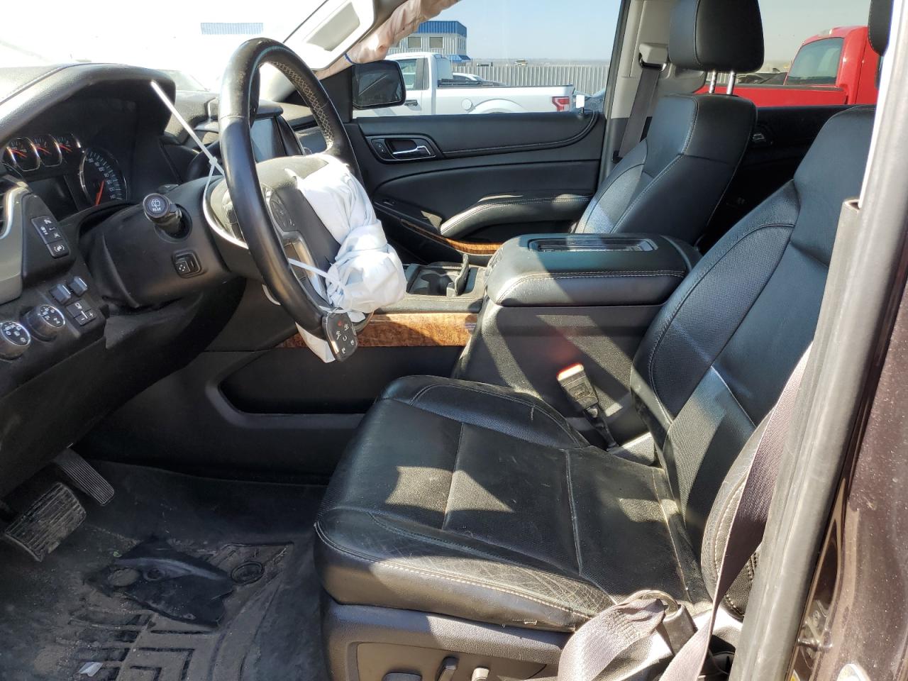 2016 Chevrolet Suburban VIN 1GNSKJKC6GR192988 Copart auction photo, front end / hail damage thumbnail 7